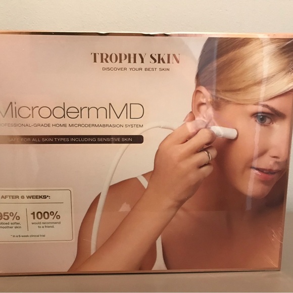 Trophy Skin MicrodermMD Microdermabrasion System - Picture 1 of 4